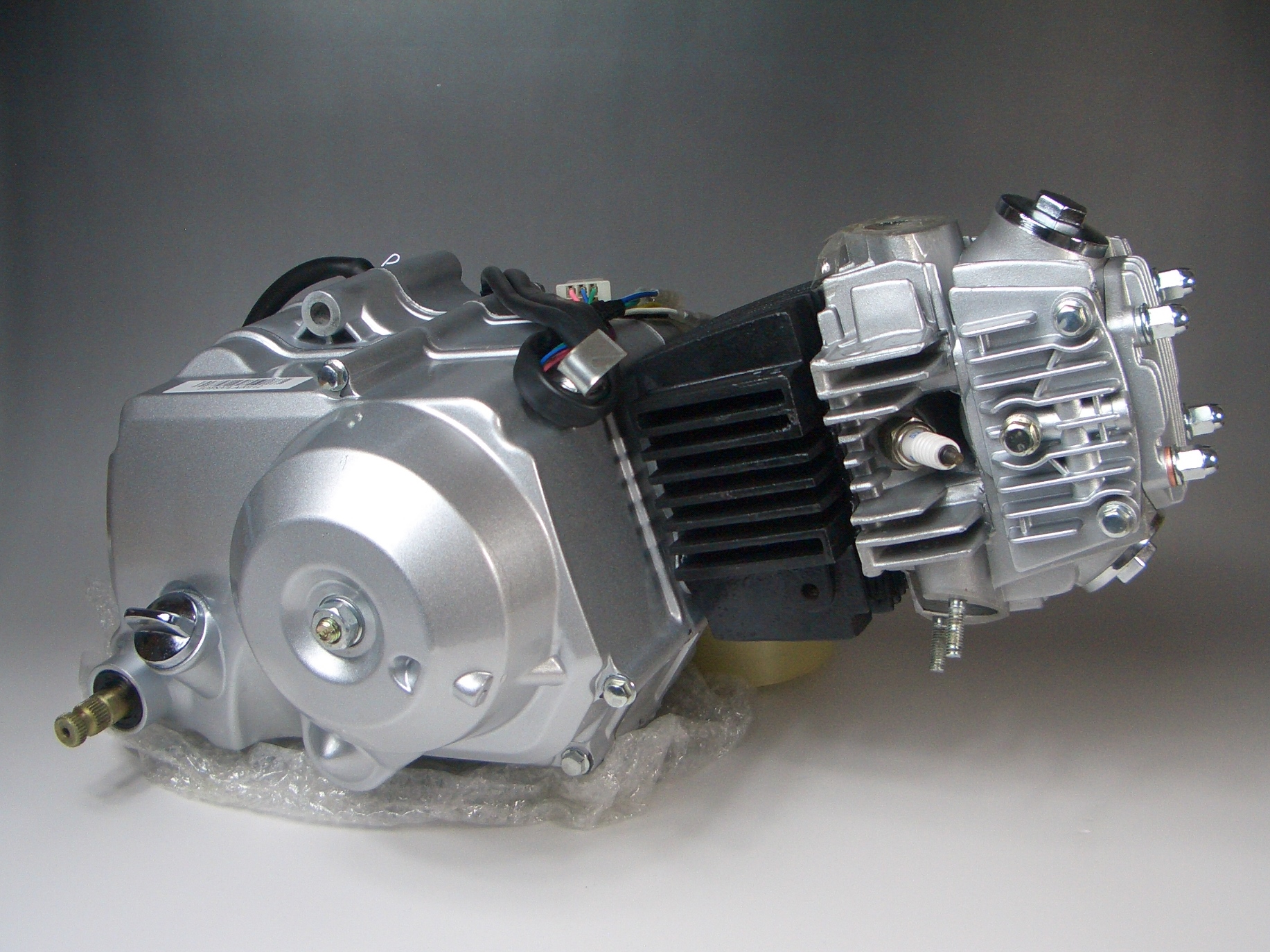 カブ 中華エンジン 107cc 4速ロータリー - エンジン、冷却装置